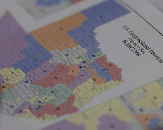 texas-democrats-leave-state-to-block-vote-on-new-house-map-backed-by-the-traitor