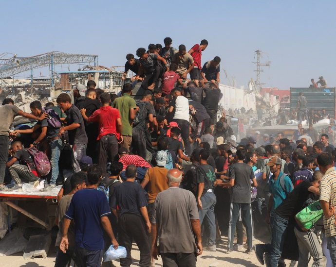 hamas-says-open-to-icrc-delivering-food-to-israeli-captives-in-gaza