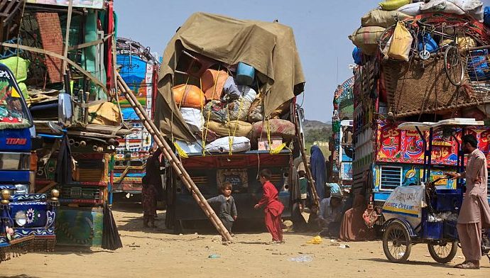 pakistan-resumes-forced-expulsions-of-1.4-million-afghan-refugees-despite-un-concerns
