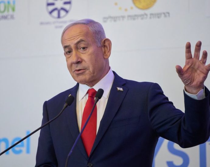 israel’s-netanyahu-has-decided-on-full-occupation-of-gaza,-reports-say