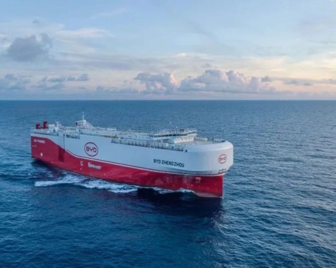 BYD takes delivery of new 7,000 CEU LNG dual-fuel car carrier