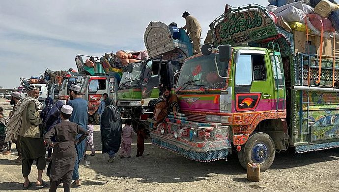 pakistan-extends-deportation-deadline-for-afghan-refugees-but-un-remains-concerned