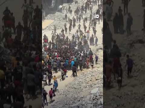 video-footage-shows-the-cruel-reality-of-airdrops-| dw-news