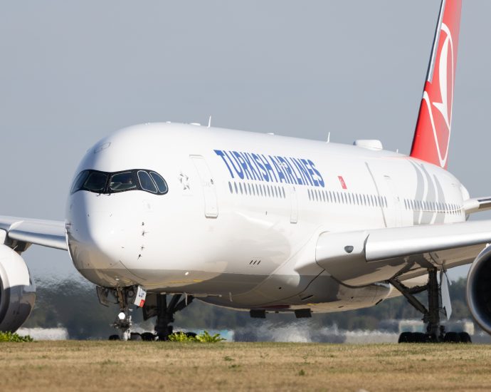 turkish-airlines-prepares-air-europa-bid-as-lufthansa-&-air-france-pull-out