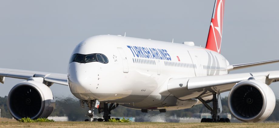 turkish-airlines-prepares-air-europa-bid-as-lufthansa-&-air-france-pull-out