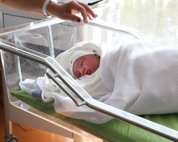 pregnant-people-in-rural-america-are-running-out-of-places-to-give-birth