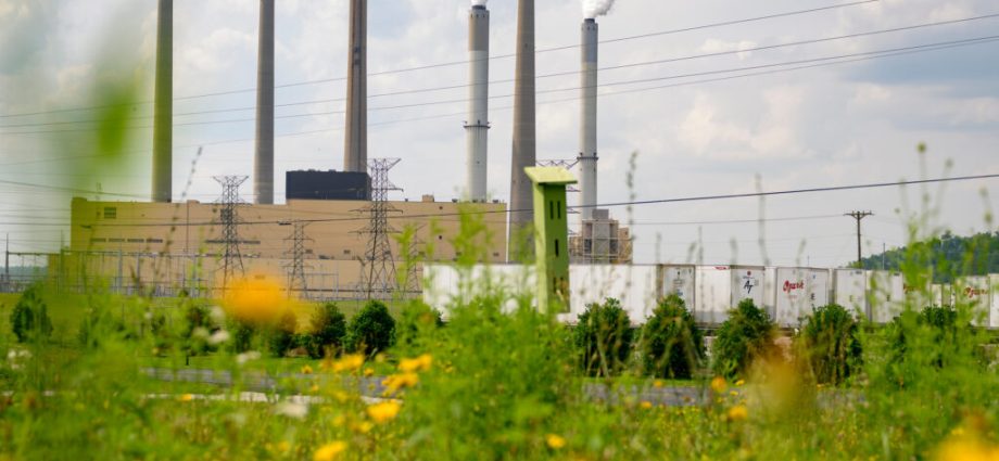 why-prices-are-soaring-in-the-country’s-largest-grid-region,-explained-in-5-charts