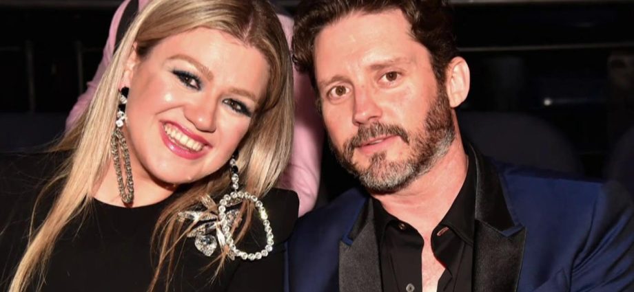 kelly-clarkson’s-ex-husband-brandon-blackstock-dies-at-48