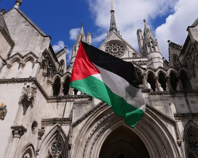 us-has-‘no-plans’-to-recognise-palestinian-statehood,-jd-vance-says-on-visit-to-uk