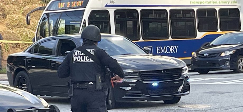 suspect-and-officer-dead-in-shooting-that-struck-cdc-office-in-atlanta