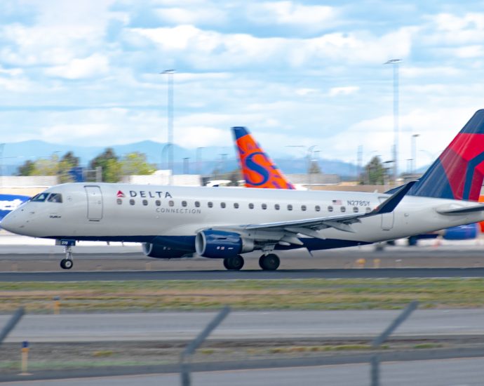 delta-air-lines-to-upgrade-bombardier-crj700-flights-to-aspen-with-the-embraer-e175