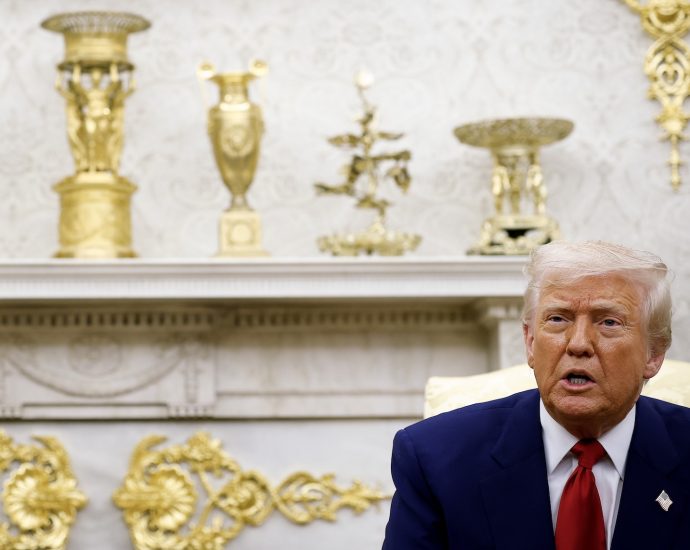 how-did-we-get-from-the-’60s-to-the-traitor’s-kitsch-white-house?