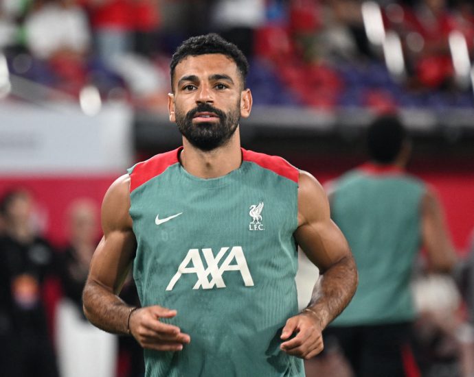 ‘tell-us-how-he-died’:-star-player-salah-criticizes-european-soccer’s-tribute-to-‘palestinian-pele’