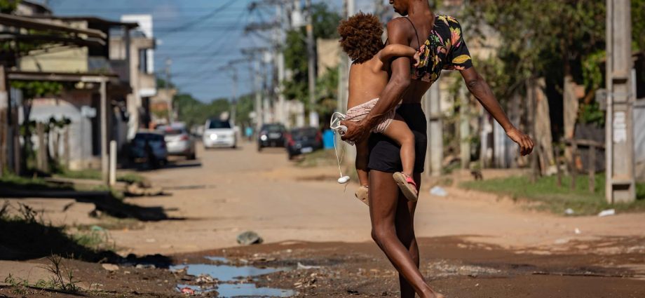 ‘where’s-the-money-going?’:-why-brazilian-towns-awash-with-royalties-from-oil-are-still-among-the-poorest