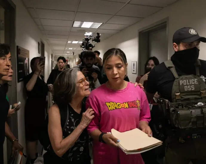 analysis:-nyc-leads-the-nation-in-courthouse-immigration-arrests