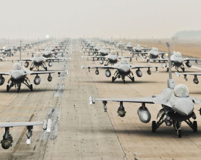 belgium’s-biggest-ukraine-military-aid-is-30-f-16s-it-won’t-deliver-until-2028