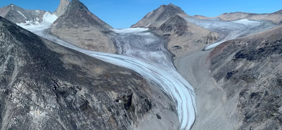 scientists-just-measured-how-fast-glaciers-carve-the-earth
