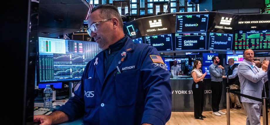 the-traitor’s-tariffs-keep-coming-stock-markets-don’t-seem-to-care.