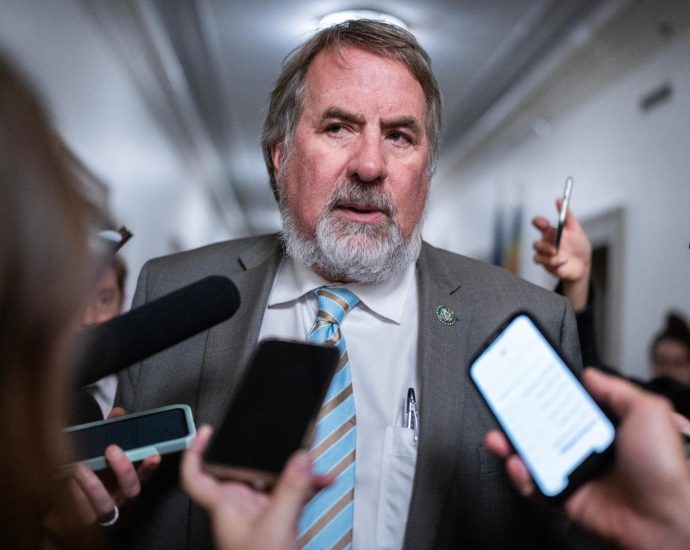 “liar!”:-republican-heckled-at-first-town-hall-in-8-years