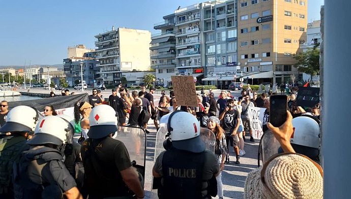 fresh-protest-against-gaza-war-erupts-in-greece-over-arrival-of-israeli-cruise-ship