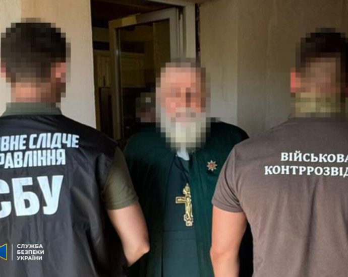 ukraine-security-service-arrests-orthodox-priest-spying-for-russian-intelligence.-he-had-russian-passport,-kalashnikov-ammunition,-and-knives