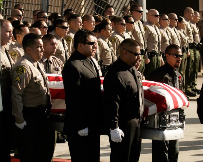 mexico-hands-over-fugitive-wanted-in-2008-killing-of-la.-county-sheriff’s-deputy