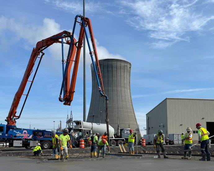 department-of-energy-announces-the-selection-of-11-projects-for-new-nuclear-reactor-pilot-program