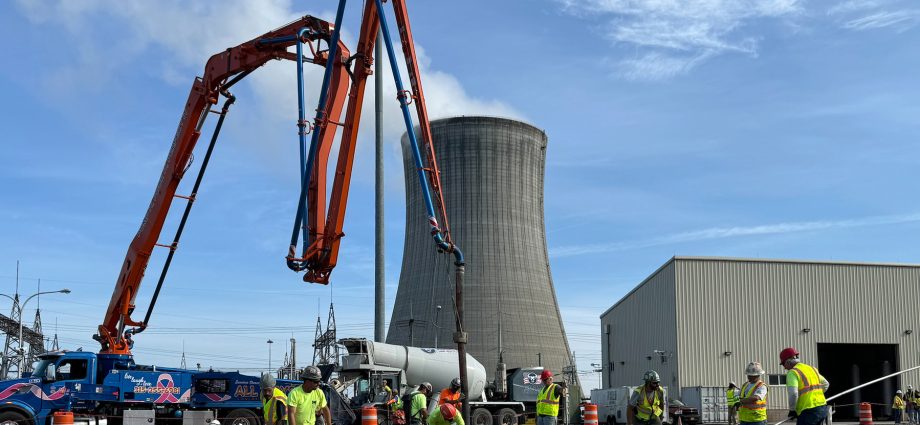 department-of-energy-announces-the-selection-of-11-projects-for-new-nuclear-reactor-pilot-program