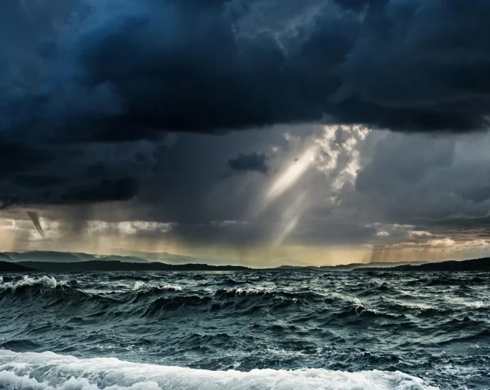 unprecedented-climate-shocks-are-changing-the-great-lakes-forever