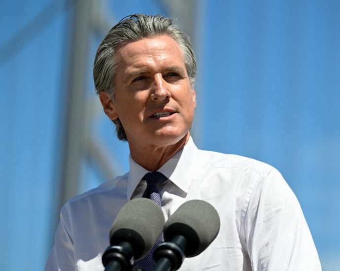 gavin-newsom-comes-out-swinging-on-the-traitor-redistricting-war