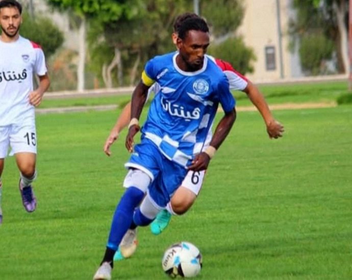 family-of-gaza-football-legend-suleiman-al-obeid-mourn-his-death