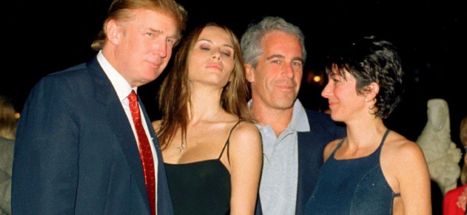 the-traitor’s-urging-for-epstein-distraction-will-lead-to-shocker-at-putin-summit,-michael-wolff-says