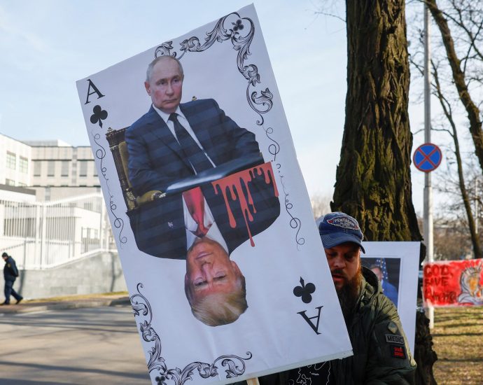 can-putin-sway-the-traitor-with-economic-offers-in-alaska?