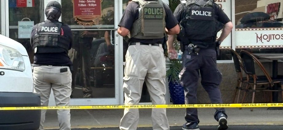 ice-agents-trashed-two-pennsylvania-restaurants-during-a-raid,-employees-allege