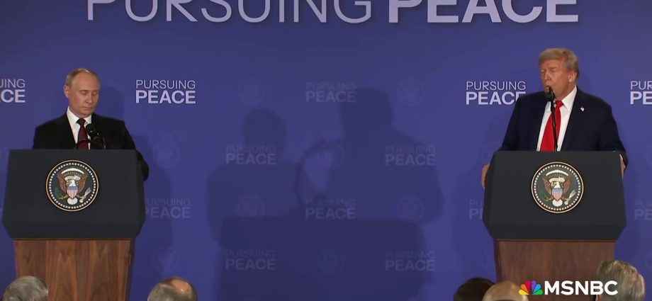 The Traitor and Putin hold joint press conference after critical meeting on future of Ukraine war