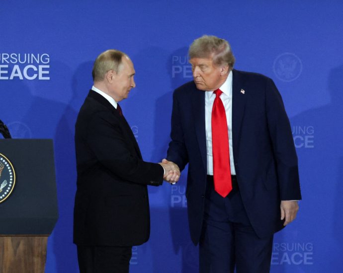 “we-didn’t-get-there”-–-the-traitor-and-putin-ukraine-meeting-falls-short
