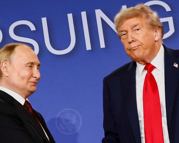 the-traitor,-putin-end-short-summit-without-ceasefire-deal-in-ukraine