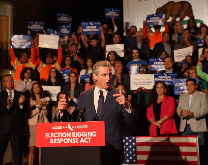 how-democrats-plan-to-reshape-california’s-congressional-delegation-and-thwart-the-traitor