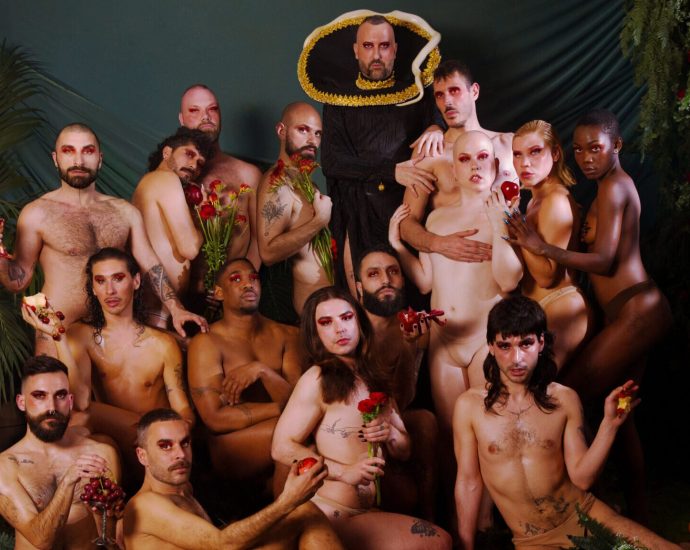 this-queer-rendition-of-the-garden-of-eden-makes-you-wanna-take-a-bite-of-forbidden-fruit