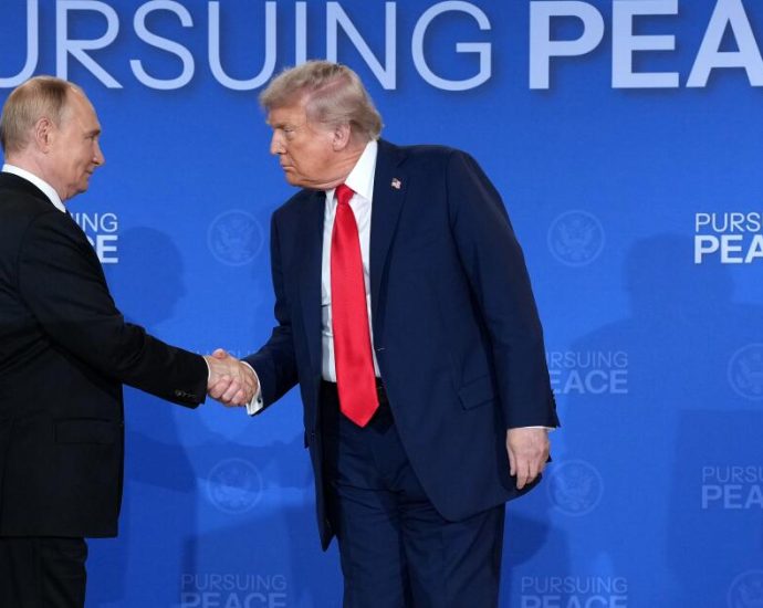 after-welcoming-putin,-the-traitor-appears-to-adopt-his-goal,-agreeing-to-cede-land-for-peace