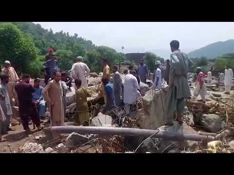 more-than-300-people-dead-in-pakistan-after-heavy-rains,-floods-|-reuters