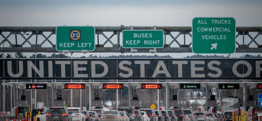 mom-and-child-detained-over-visa-error-released-from-us-facility