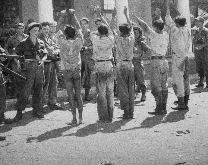 indonesia:-selling-a-colonial-war