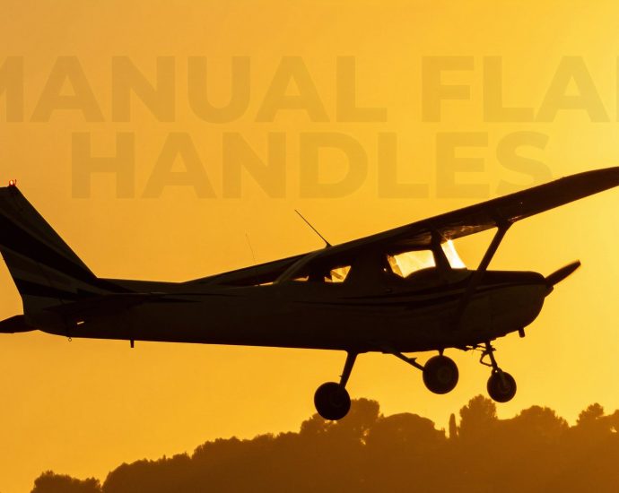 the-last-plane-in-america-with-manual-flap-handles