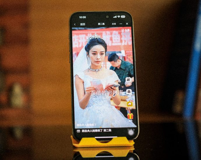vampires,-romance-and-billionaires:-the-bite-size-chinese-shows-gaining-us.-fans