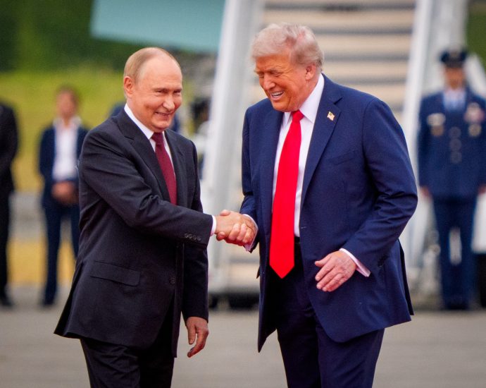 the-traitor-baked-in-alaska:-he-grovels-—-worse-yet,-it’s-bad-tv