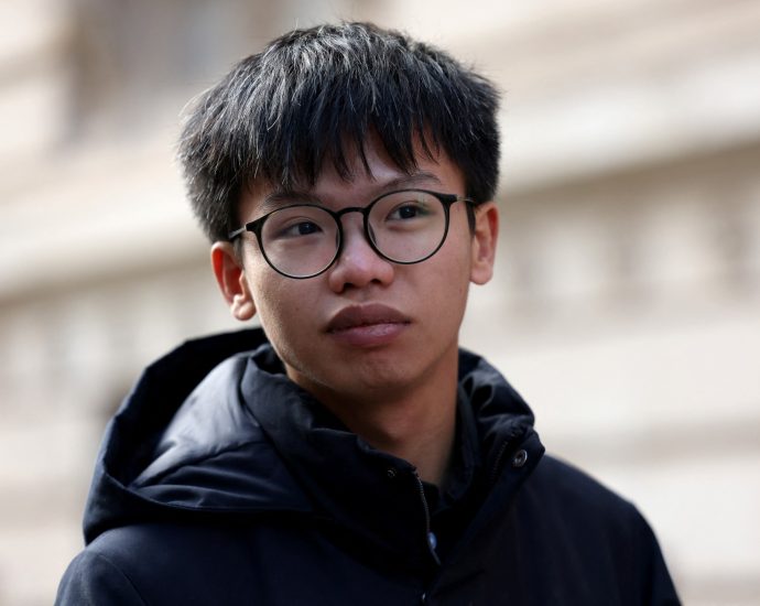hong-kong-pro-democracy-activists-granted-asylum-in-australia-and-britain