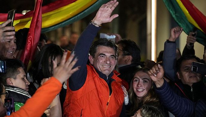 bolivian-centrist-and-right-wing-candidates-headed-for-unprecedented-presidential-election-runoff