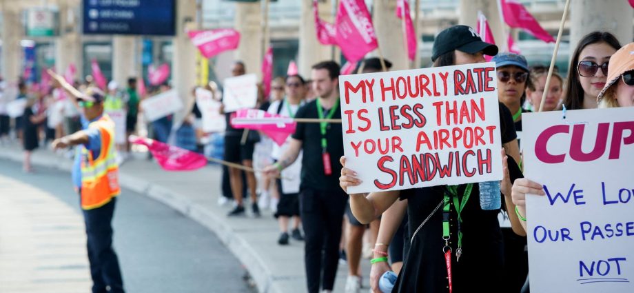 air-canada-says-it-will-resume-flights-on-aug-18.-the-union-says-not-so-fast