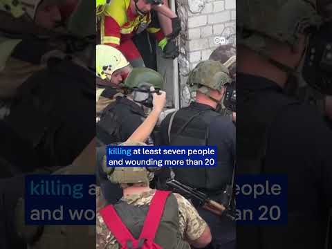 massive-air-strike-hits-residential-building-in-kharkiv-|-dw-news
